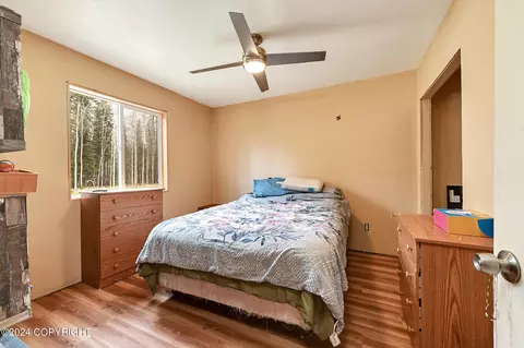 Bedroom - 37270 Robinson Loop Rd, Sterling, AK 99672 photo 1 of 2
