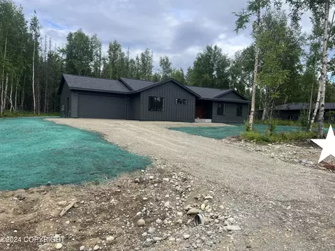 7109 N Paw St, Wasilla, AK 99654