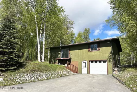 2400 S Vickaryous St, Wasilla, AK 99654