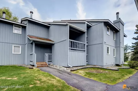 10291 Jamestown Dr # I-812, Anchorage, AK 99507