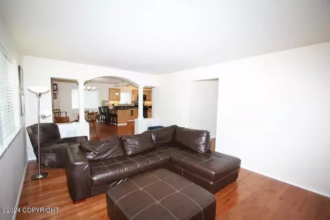 16189 Stineburg Dr, Eagle River, AK 99577 photo 4
