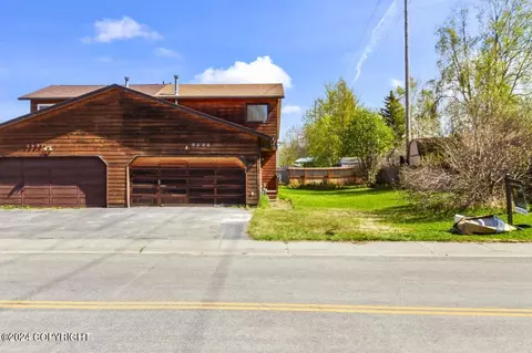 3543 Mc Kenzie Dr, Anchorage, AK 99517