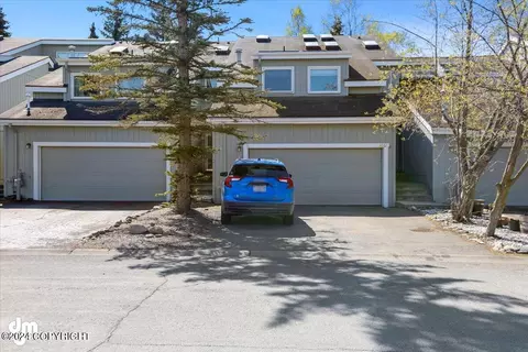 3067 Brittany Pl, Anchorage, AK 99504