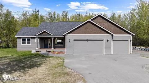 10065 E Baywood Way, Palmer, AK 99645