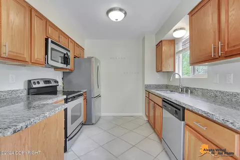 11229 Bridger Pl, Eagle River, AK 99577 photo 9