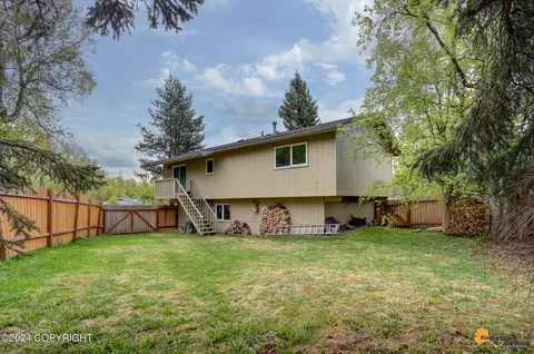 4111 Edinburgh Dr, Anchorage, AK 99502 photo 24