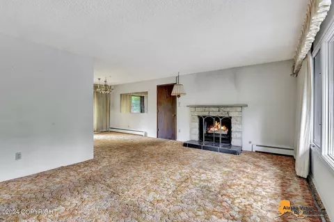 10008 Genora St, Eagle River, AK 99577