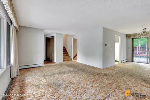 10008 Genora St, Eagle River, AK 99577 photo 2