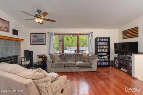 Living - 18633 Third St, Eagle River, AK 99577 photo 2 of 2