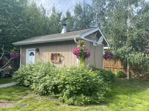 Exterior - 19255 Alma Ave, Chugiak, AK 99567 photo 15 of 17