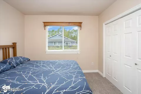 Bedroom - 19255 Alma Ave, Chugiak, AK 99567 photo 4 of 5