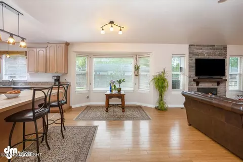 Living - 19255 Alma Ave, Chugiak, AK 99567 photo 5 of 5