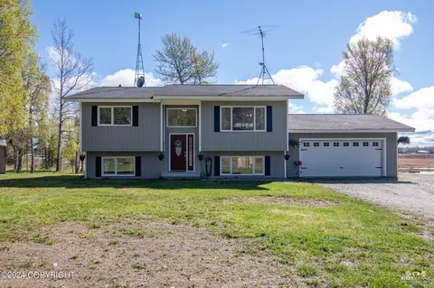 45768 Fox Cir, Kenai, AK 99611