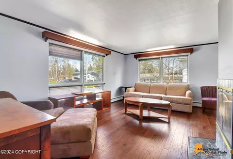 Living - 4001 James Dr, Anchorage, AK 99504 photo 1 of 5