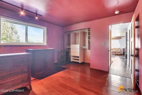 Bedroom - 4001 James Dr, Anchorage, AK 99504 photo 2 of 4