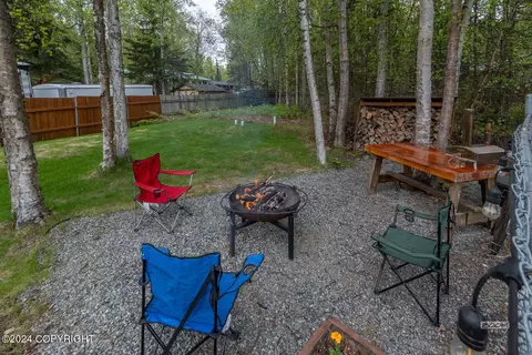 Exterior - 21707 Oberg Rd, Chugiak, AK 99567 photo 14 of 23