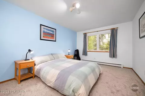 Bedroom - 21707 Oberg Rd, Chugiak, AK 99567 photo 1 of 6