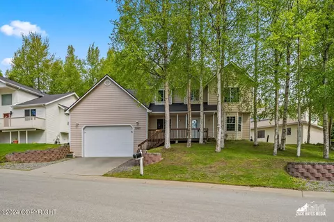 7327 Hunter Cir, Anchorage, AK 99502