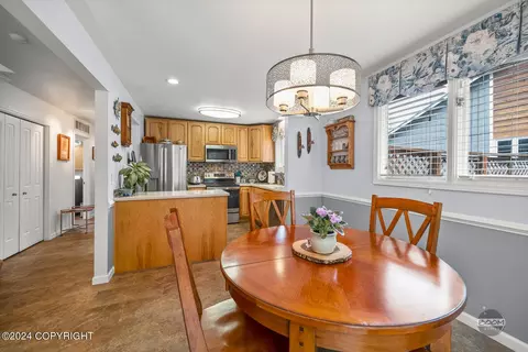 1748 Bellevue Loop, Anchorage, AK 99515 photo 4