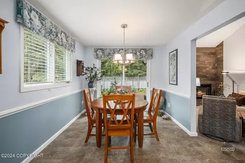 1748 Bellevue Loop, Anchorage, AK 99515 photo 3