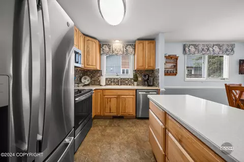 1748 Bellevue Loop, Anchorage, AK 99515 photo 47