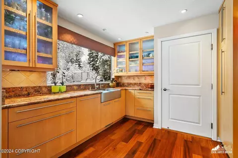 Kitchen - 7080 E Tree Ct, Anchorage, AK 99507 photo 8 of 12