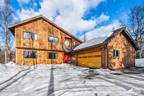 7080 E Tree Ct, Anchorage, AK 99507