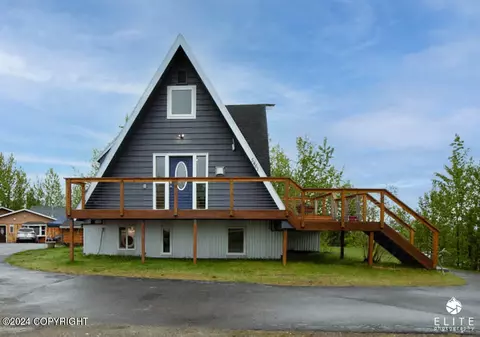 5461 W Hollywood Rd, Wasilla, AK 99623