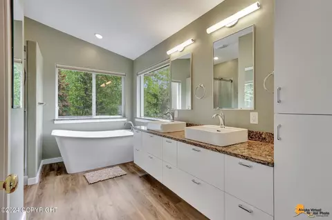 Bath - 3244 E 144th Ave, Anchorage, AK 99516 photo 2 of 3
