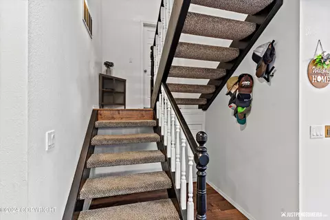 Entry Way - 18902 Sarichef Loop, Eagle River, AK 99577 photo 3 of 4