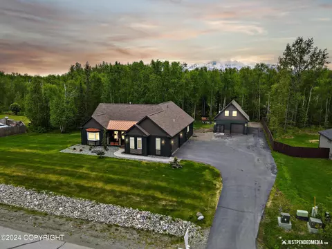 7724 E Tributary Ave, Palmer, AK 99645