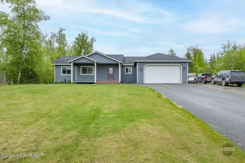 6661 W Joes Dr, Wasilla, AK 99623