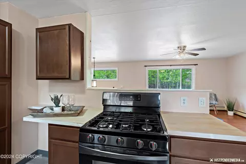 Kitchen - 17916 Baronoff Ave, Eagle River, AK 99577 photo 3 of 3