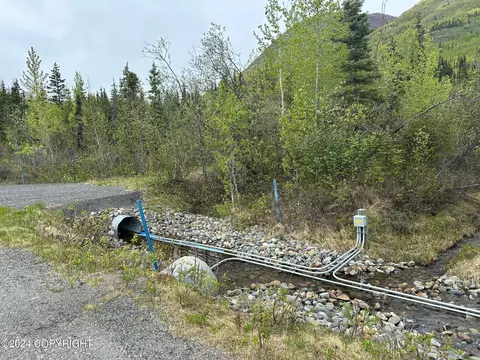 38145 Raymond Ave, Chugiak, AK 99567 photo 2