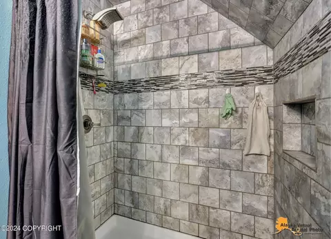5950 E 12th Ave # 11, Anchorage, AK 99504 photo 15