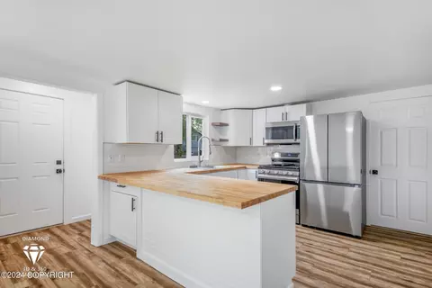 6801 E 11th Ave, Anchorage, AK 99504 photo 5