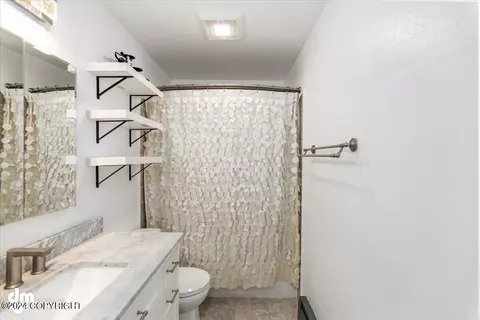 Bath - 17727 Sanctuary Dr, Eagle River, AK 99577 photo 1 of 4