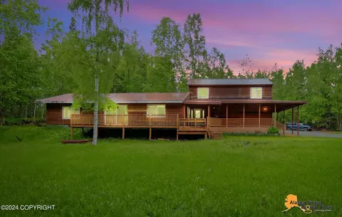 20903 Chickadee St, Chugiak, AK 99567