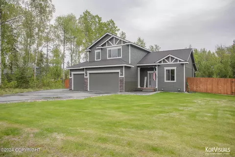 8197 E Wolf Creek Rd, Wasilla, AK 99654