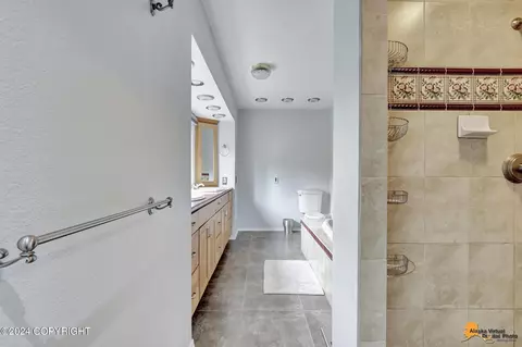 Bath - 10050 Prospect Dr, Anchorage, AK 99507 photo 2 of 7