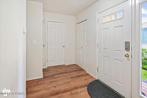 5701 Sapphire Loop, Anchorage, AK 99504 photo 4