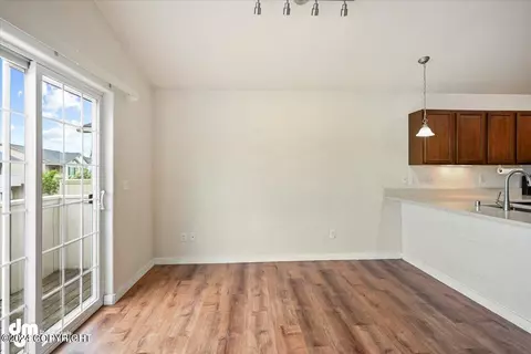 5701 Sapphire Loop, Anchorage, AK 99504 photo 10