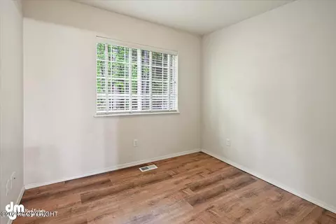 5701 Sapphire Loop, Anchorage, AK 99504 photo 17
