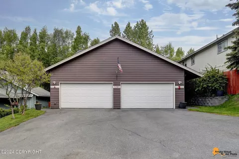 1241 Surrey Cir, Anchorage, AK 99515