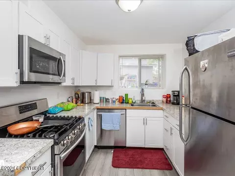 Kitchen - 2002 E 37th Ave, Anchorage, AK 99508 photo 4 of 10
