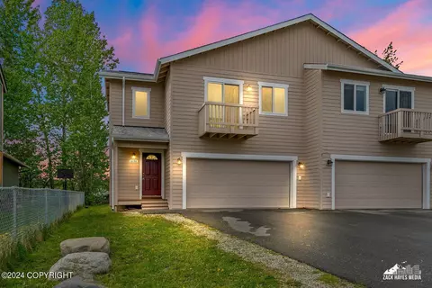 6136 Doil Cir, Anchorage, AK 99507