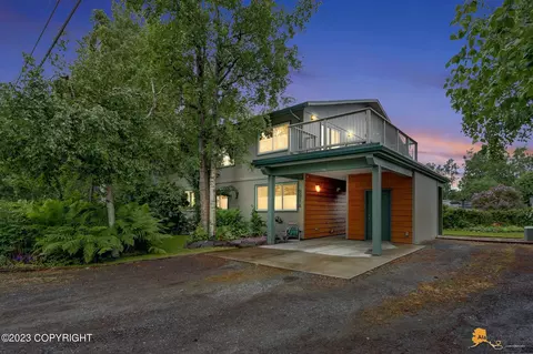 831 W 54th Ave, Anchorage, AK 99518