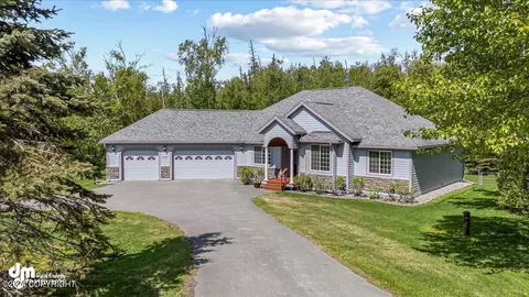 2247 N Filly Cir, Wasilla, AK 99654