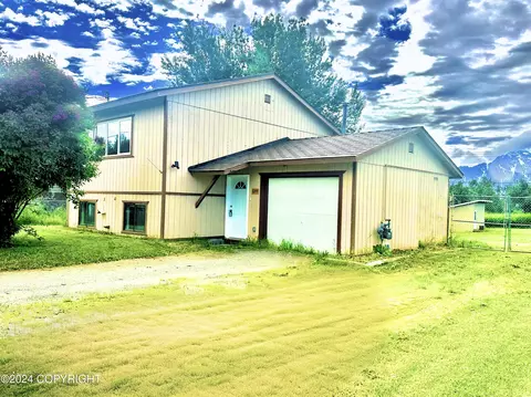 644 E Auklet Ave, Palmer, AK 99645