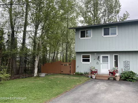 1351 Early View Dr, Anchorage, AK 99504